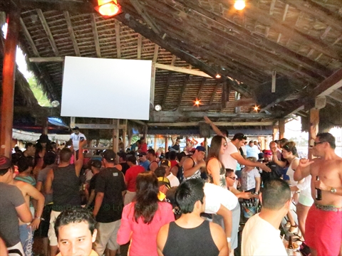 Dancing at Joe's Oyster Bar